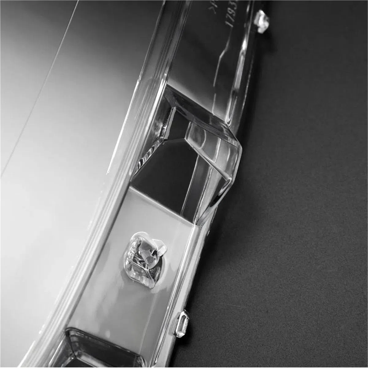 Guscio Del Faro Copertura For Fari Auto Per Mercedes Per Benz Classe A W176 A180 A200 A260 A45 AMG 2012-2016 Paralume Anteriore Trasparente For Auto(lato destro)