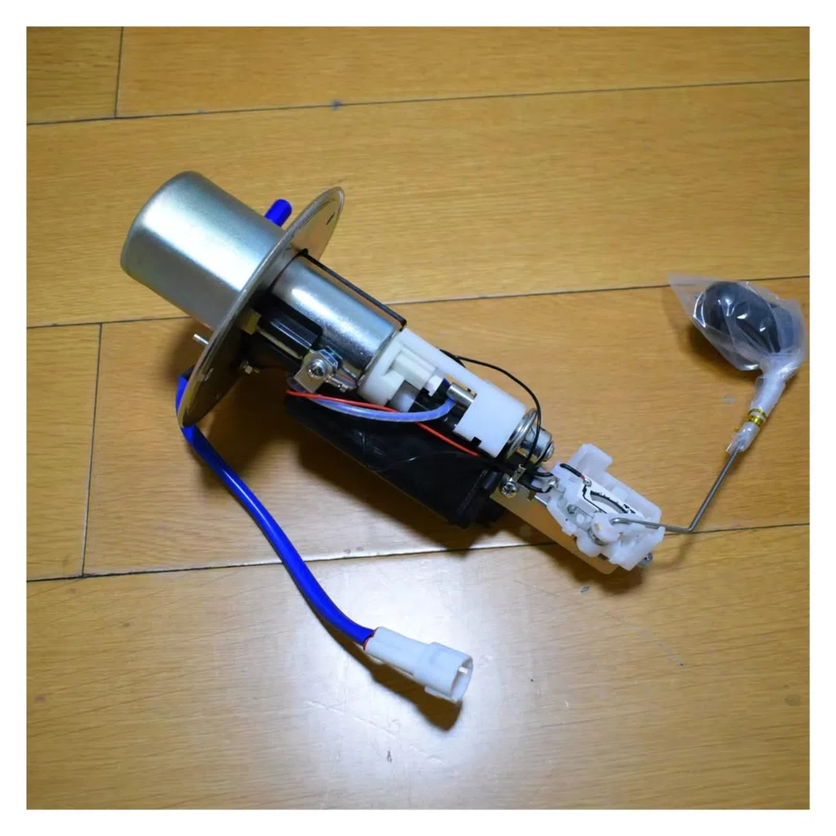 Pompa Benzina Carburante Per Suzuki GSXR1000 GSXR-1000 GSX R1000 GSXR 1000 2005 2006 UC-T30SU21 15100-41G00 Gruppo Pompa Carburante + Pompa Carburante + Filtro Pompa Benzina